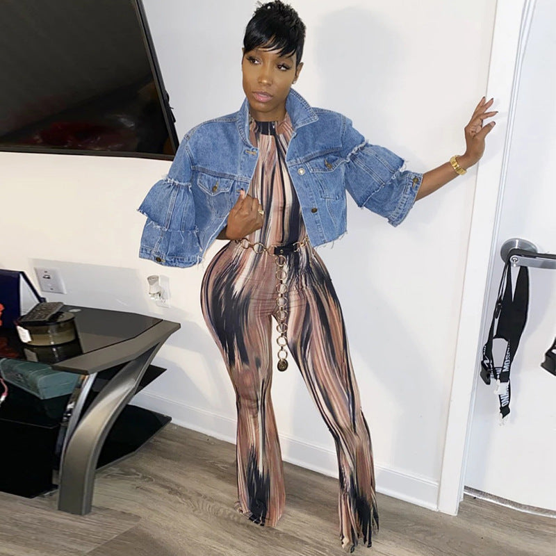 Fashionable Printed Jumpsuit with Halter Neck